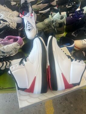 Jordan White Black Red Retro Basketball Shoes Air Jordan 2 Chicago Men Sz 14